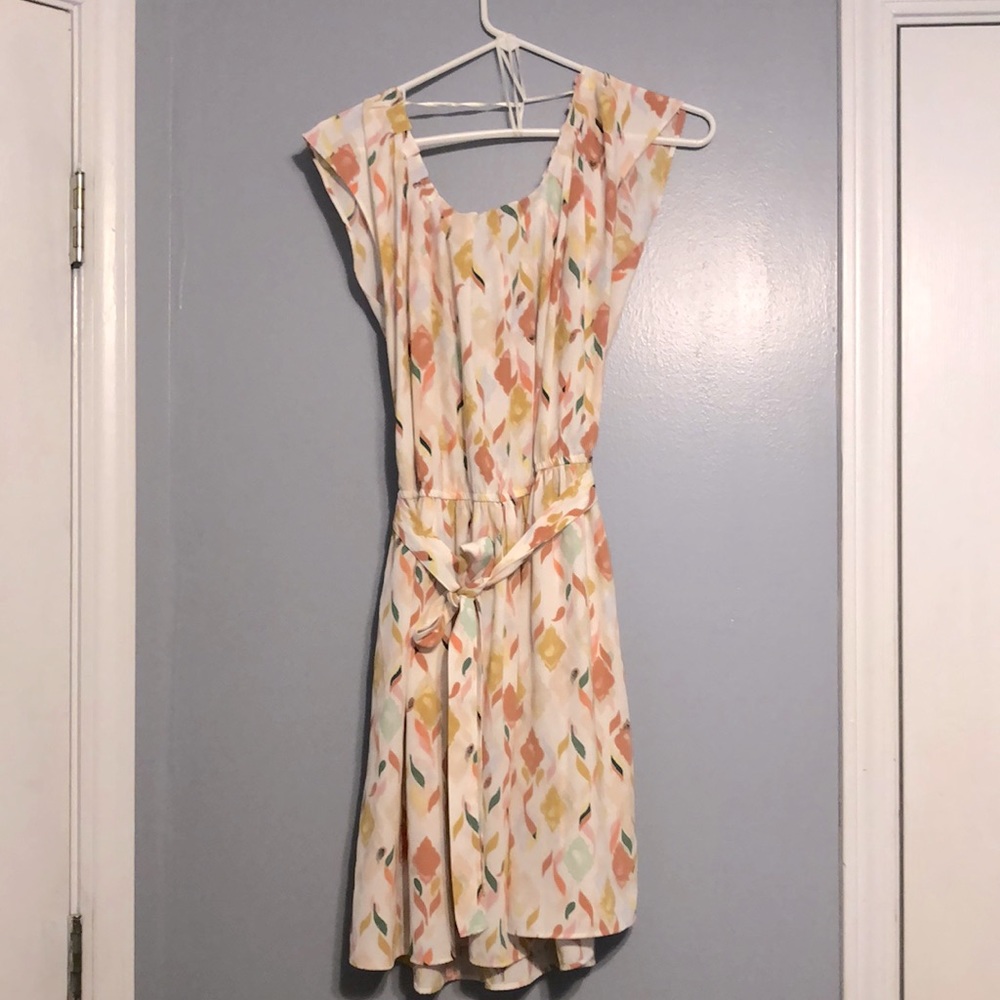 Super cute Lauren Conrad spring swing dress!